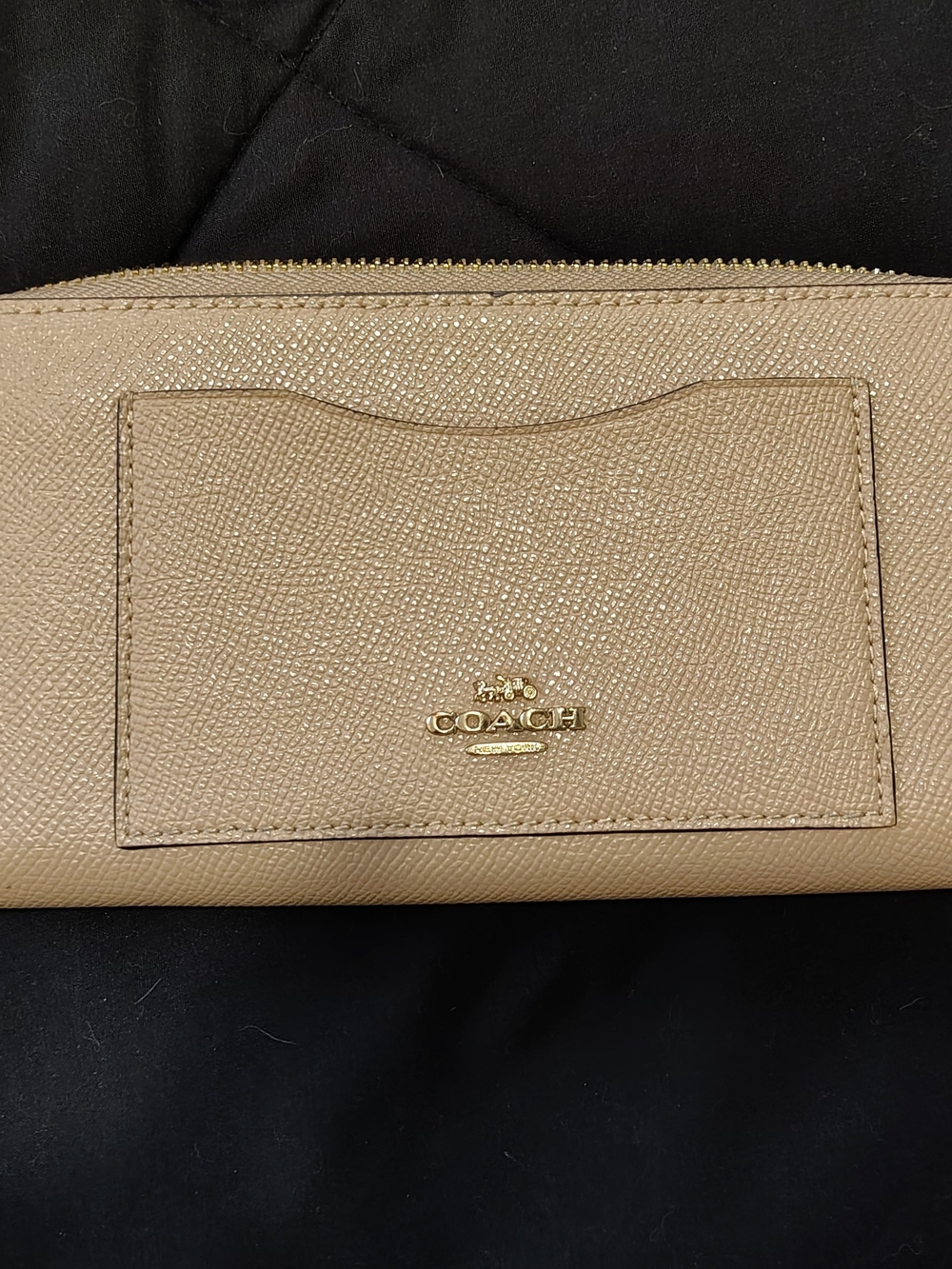 COACH Gold-Tone Logo Beige Saffiano Zip Wallet